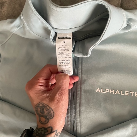 *sold*Alphalete Trace Jacket - Picture 4 of 6